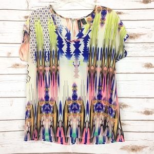 Fun & Flirt Top Womens Medium Colorful Aztec Print Short Sleeve